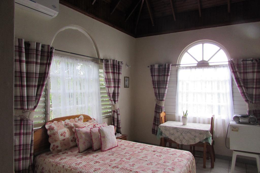 Nelsons Retreat Hotel Negril Exterior photo